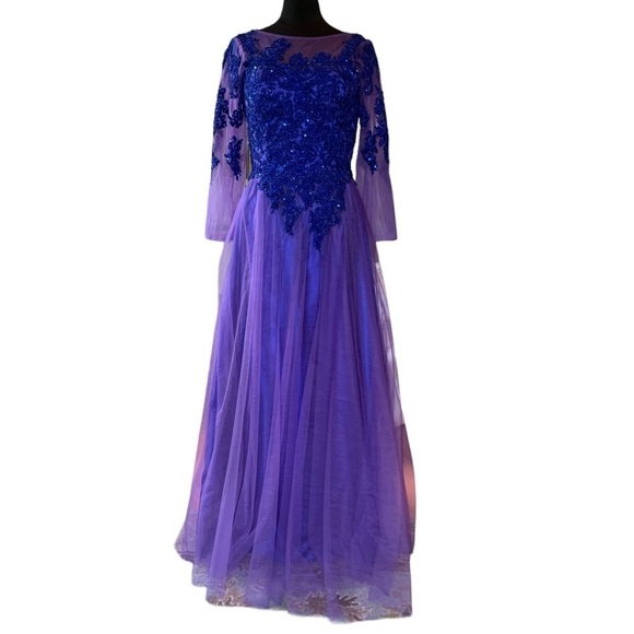 Deep purple Formal dress - Picture 2 of 9